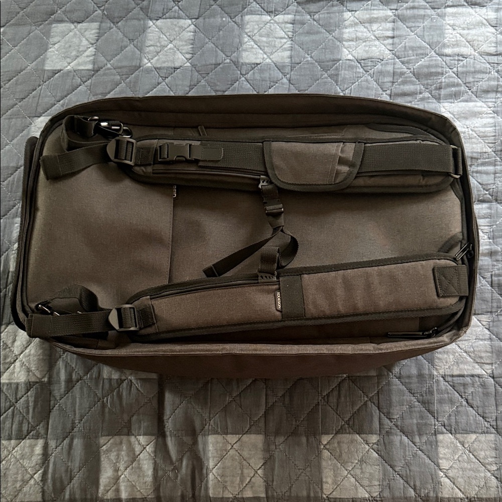 Black & Gray Men's Bag - Picture 5 of 14